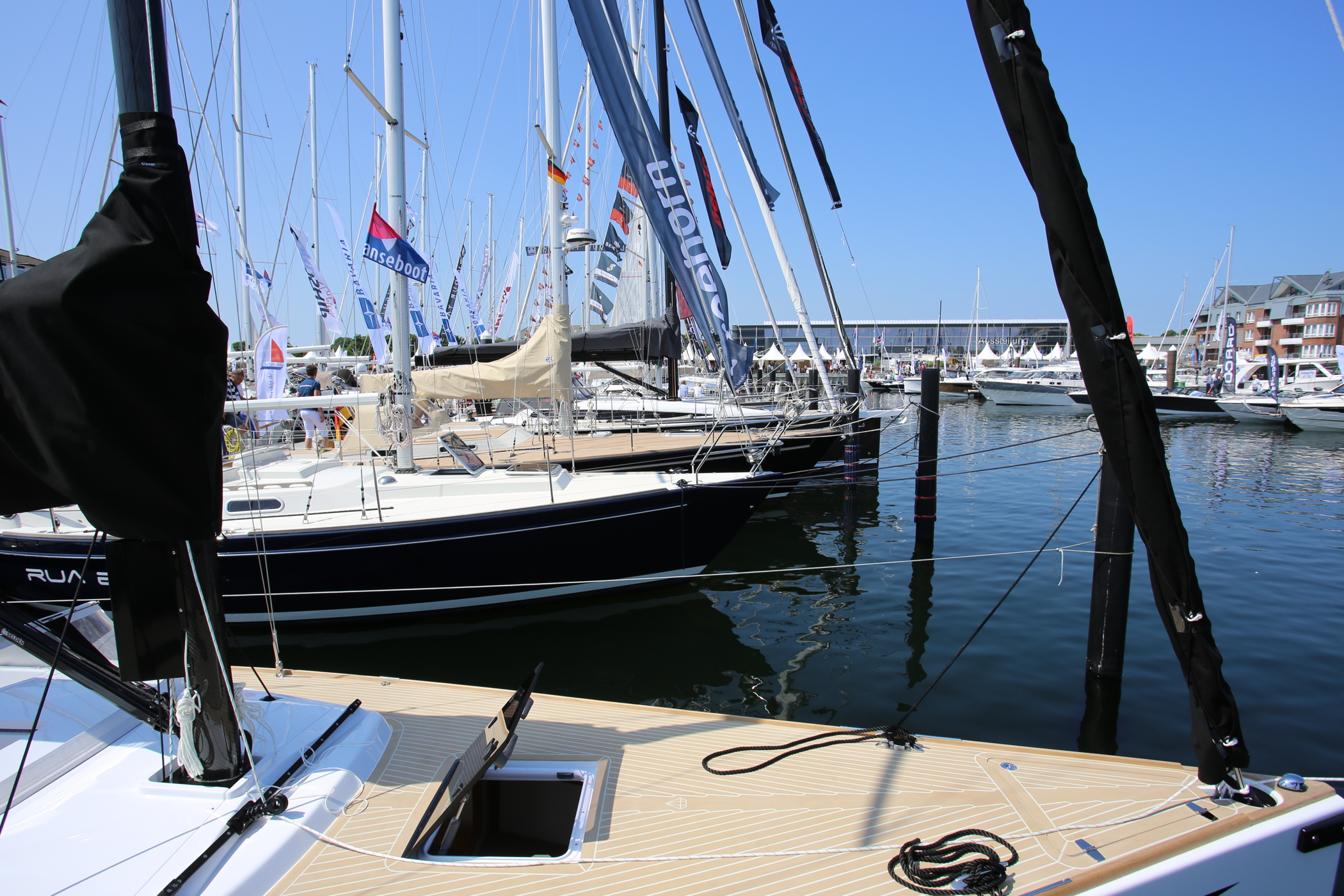 Hanseboot ancora boat show 2016