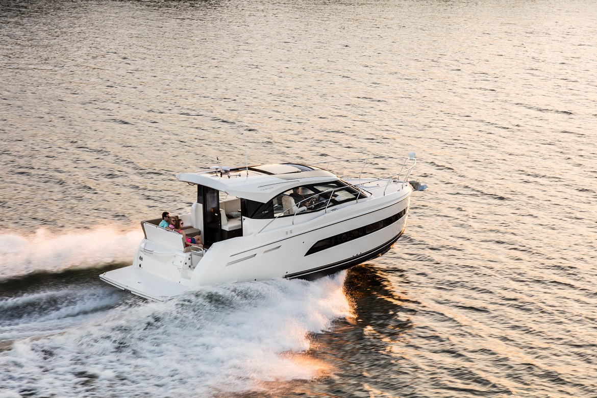 The new CARVER C34 COUPE