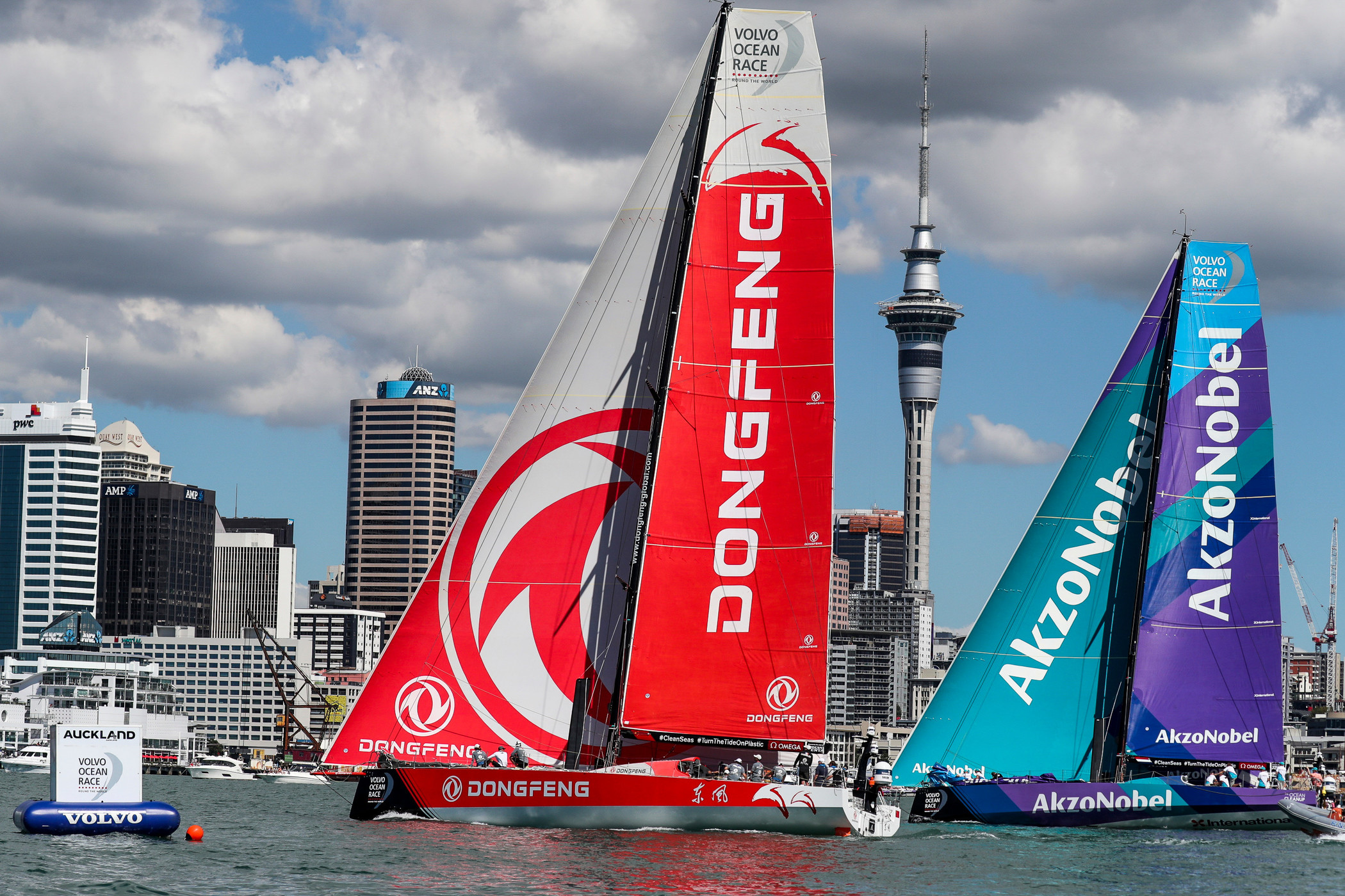 Dongfeng win New Zealand Herald In Port Race